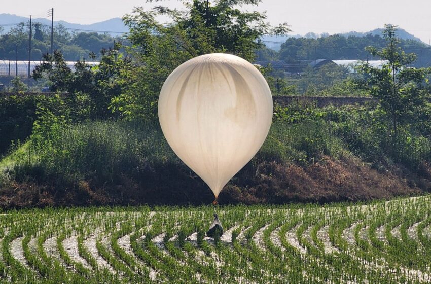 north-korea-sends-new-wave-of-rubbish-filled-balloons-into-south-korea