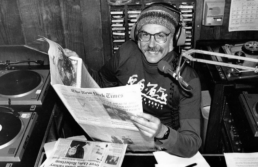  Larry Bensky, a Fixture of Left-Wing Radio, Is Dead at 87
