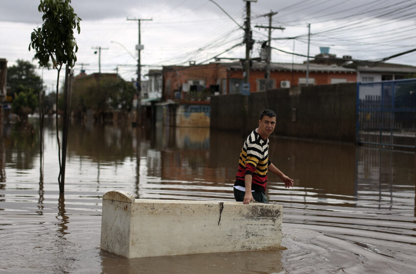  Brazil’s Deadly Flooding Made Twice as Likely by Global Warming, Study Finds