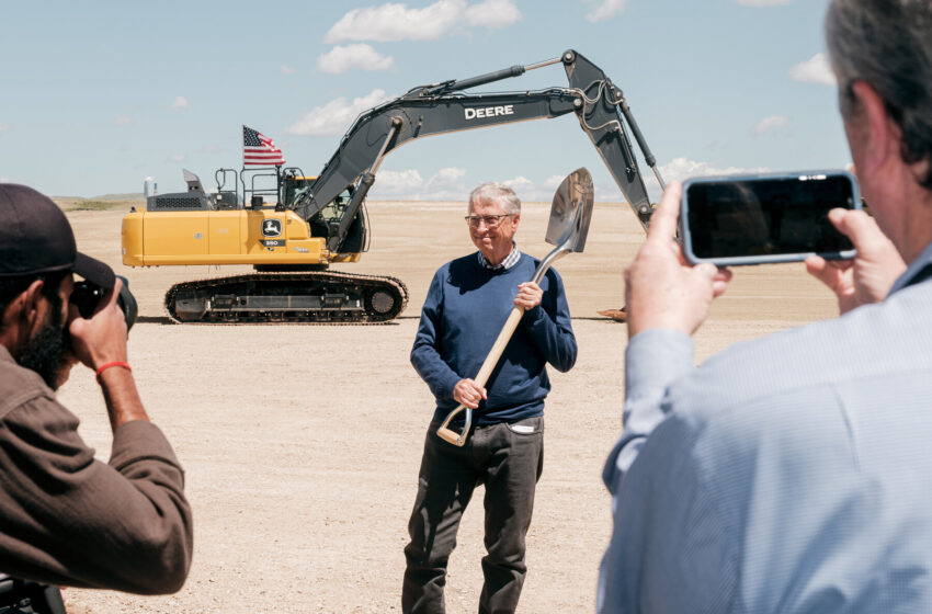  Bill Gates Is Backing a Nuclear Power Project in Wyoming