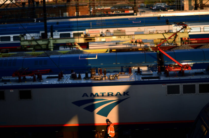  Amtrak Pays Executives Hefty Bonuses as Losses Continue