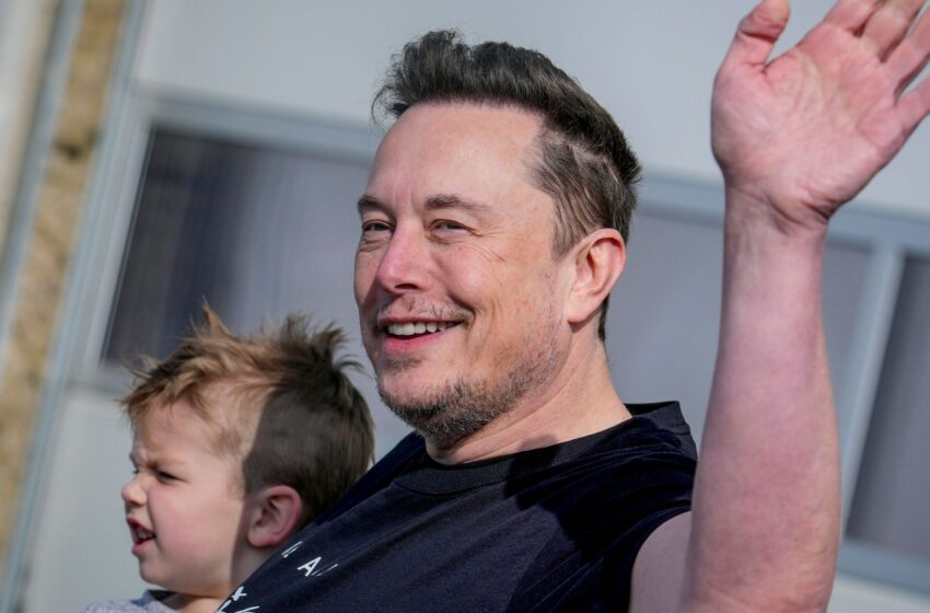  Musk cheers ‘wide margin’ of support for record $56bn Tesla pay package