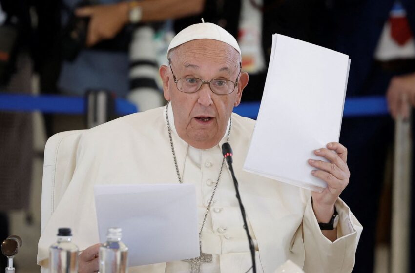  Pope issues AI warning as he becomes first pontiff to address G7