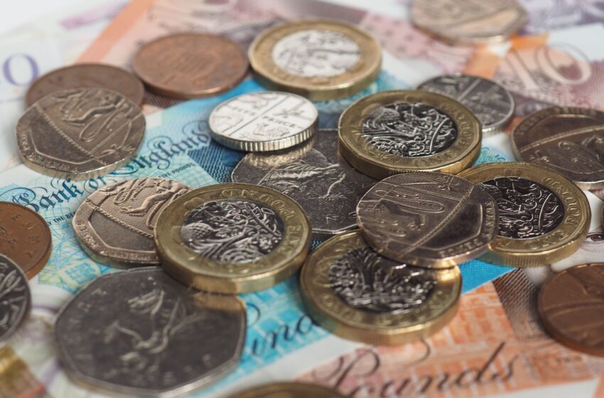 weekly-real-wages-just-£16-more-than-14-years-ago-–-thinktank-says