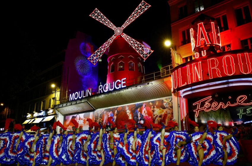 moulin-rouge-windmill-restored-after-collapse-–-in-time-for-olympics