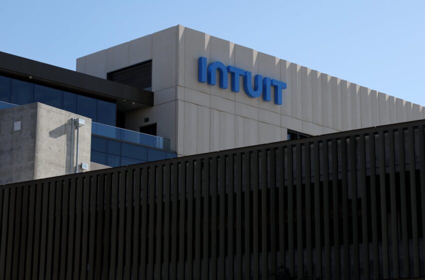 intuit-to-lay-off-1,800-amid-location-shuffle-and-ai-investment