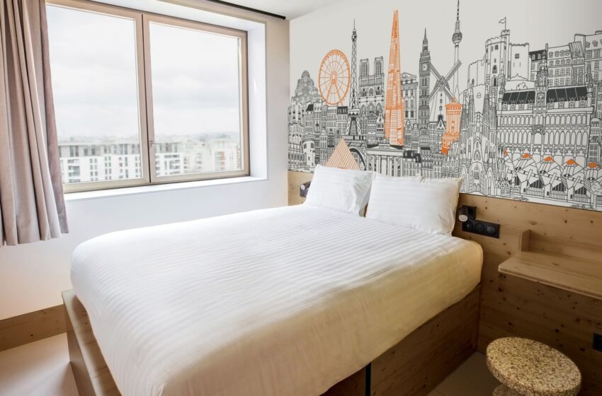 tpg-among-suitors-for-£400m-stelios-backed-easyhotel-chain