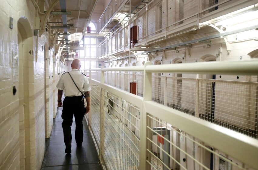  Judges told to push back sentencing amid prison overcrowding crisis