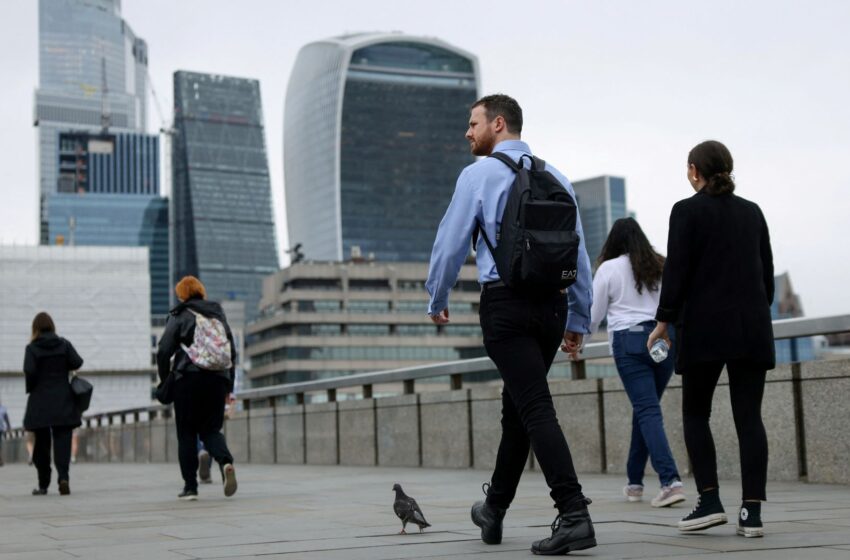  Employers will have to offer four-day week under new plans