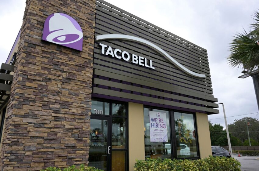 taco-bell-to-roll-out-ai-drive-thrus-at-hundreds-of-stores