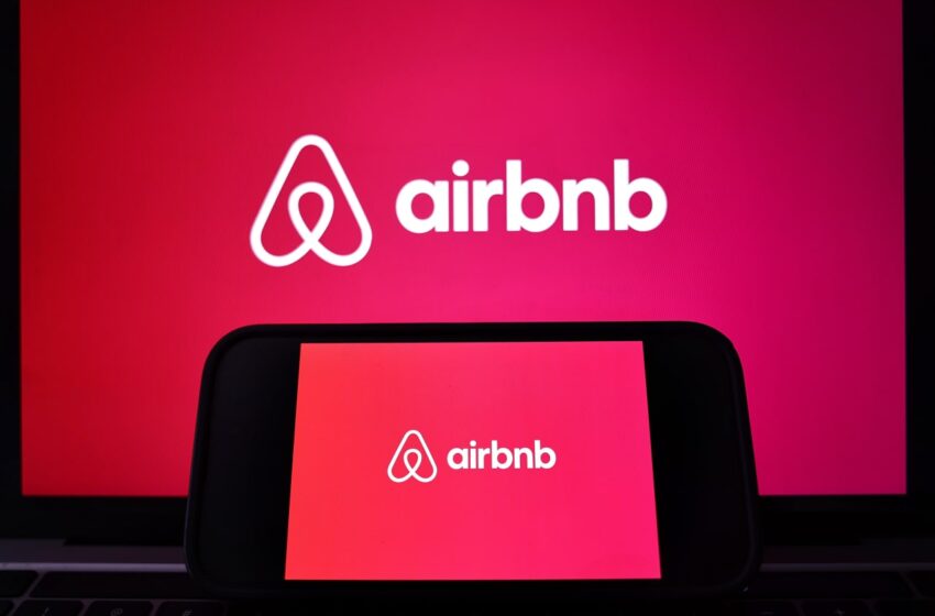 airbnb’s-stock-is-on-pace-for-its-biggest-percentage-drop-ever-here’s-how-some-analysts-think-the-company-can-rebound.