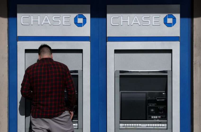  That ‘Chase Bank glitch’ could lead to negative balances, locked accounts — and jail time