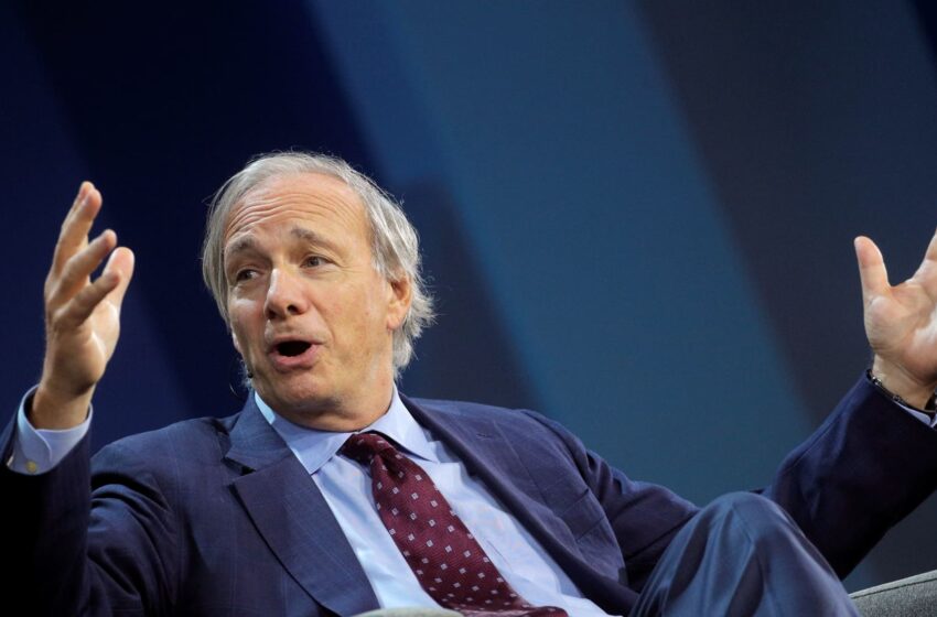  Ray Dalio says the Fed faces a tough balancing act as the economy faces ‘enormous amount of debt’