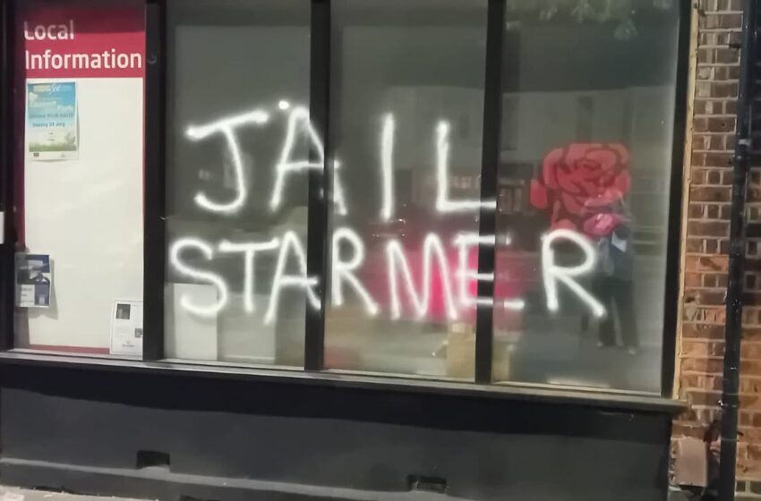 investigation-launched-into-‘jail-starmer’-graffiti-at-mp’s-office