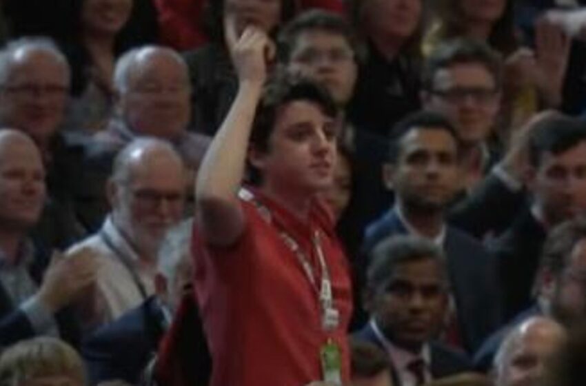 student-heckler-says-starmer-‘won’t-lift-a-finger’-to-help-gaza