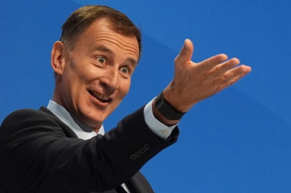 hunt-accuses-obr-of-‘political-intervention’-for-‘£22bn-black-hole’-review-on-budget-day