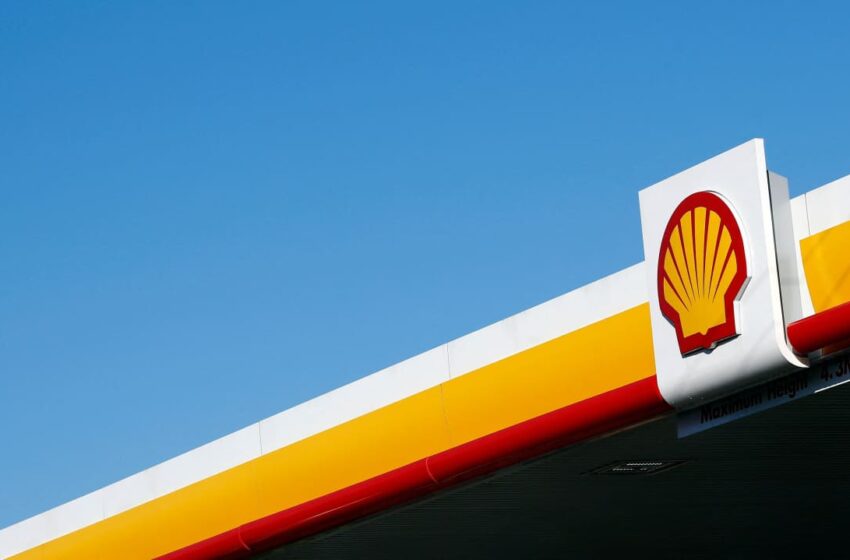  Shell shares rise as oil major brushes off impacts of global refining slump