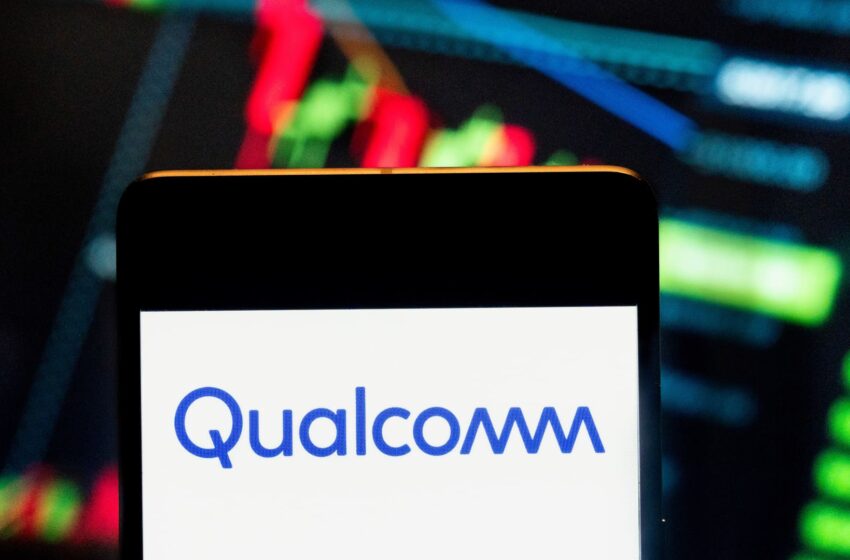 stocks-making-the-biggest-moves-after-hours:-qualcomm,-hubspot,-lyft,-bumble-and-more