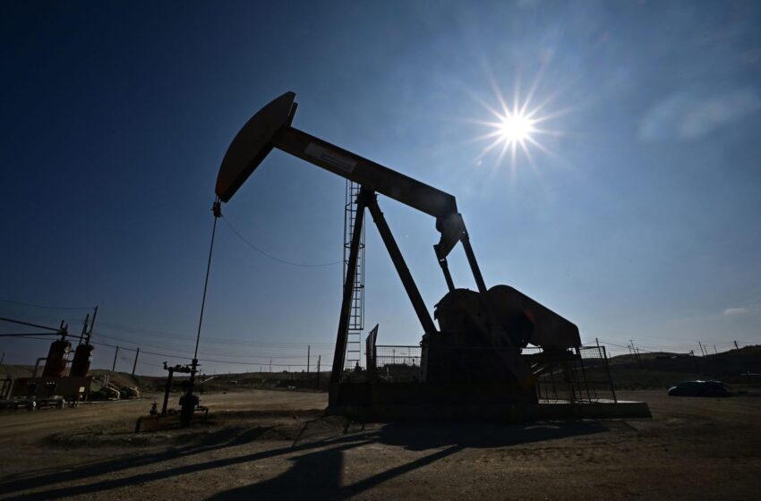 oil-prices-climb-as-russia-says-it’s-ready-to-talk-ceasefire-in-ukraine