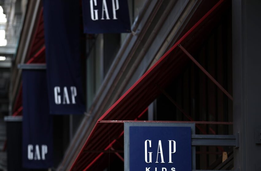 gap-is-still-in-the-early-innings-of-its-brand-overhaul,-but-analysts-say-it’s-working