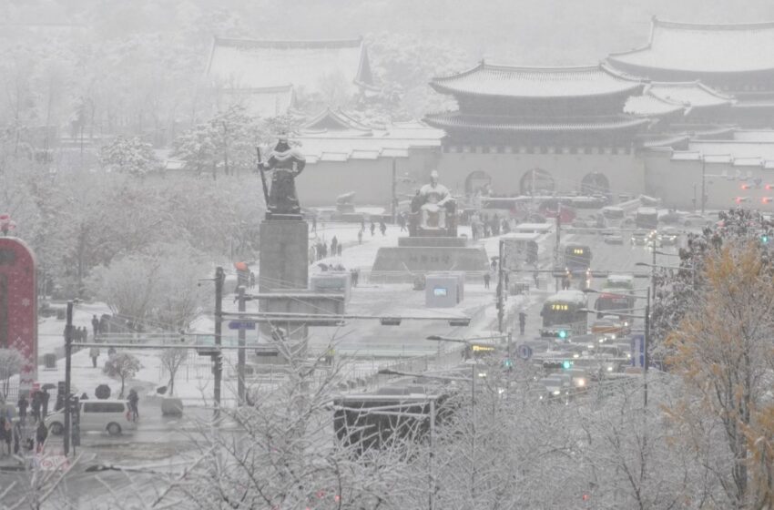 five-dead-as-south-korea-battles-record-snowfall