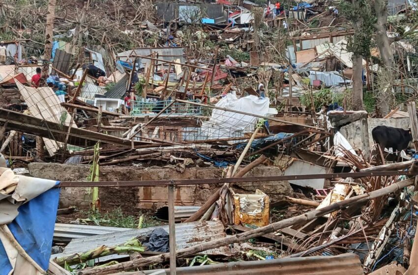  Close to 1,000 people feared dead after cyclone in French territory of Mayotte