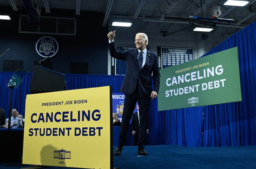 biden-pulls-the-plug-on-mass-student-debt-cancellation-after-rushing-$4.28-billion-in-relief