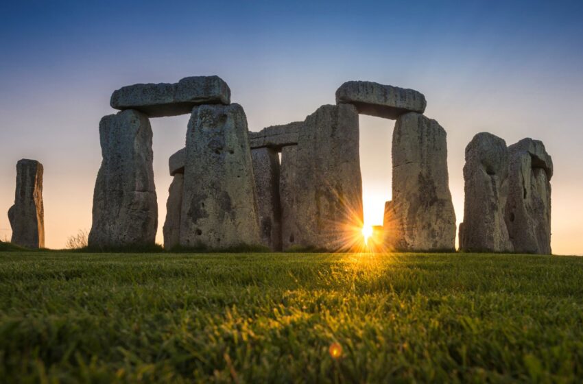  Origin of Stonehenge’s stones hints at purpose of mysterious monument