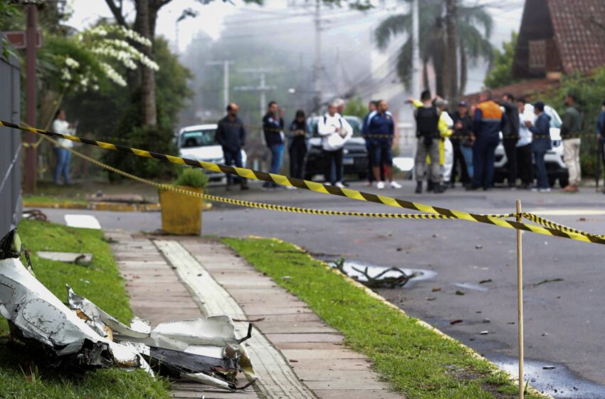 at-least-10-killed-as-small-plane-crashes-in-popular-brazilian-tourist-town