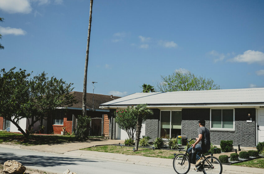 elon-musk-is-creating-his-own-texas-town-hundreds-already-live-there.