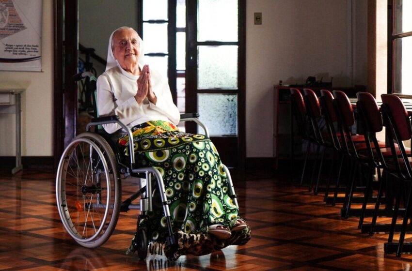 the-world’s-oldest-living-person-is-now-a-football-loving-nun-from-brazil