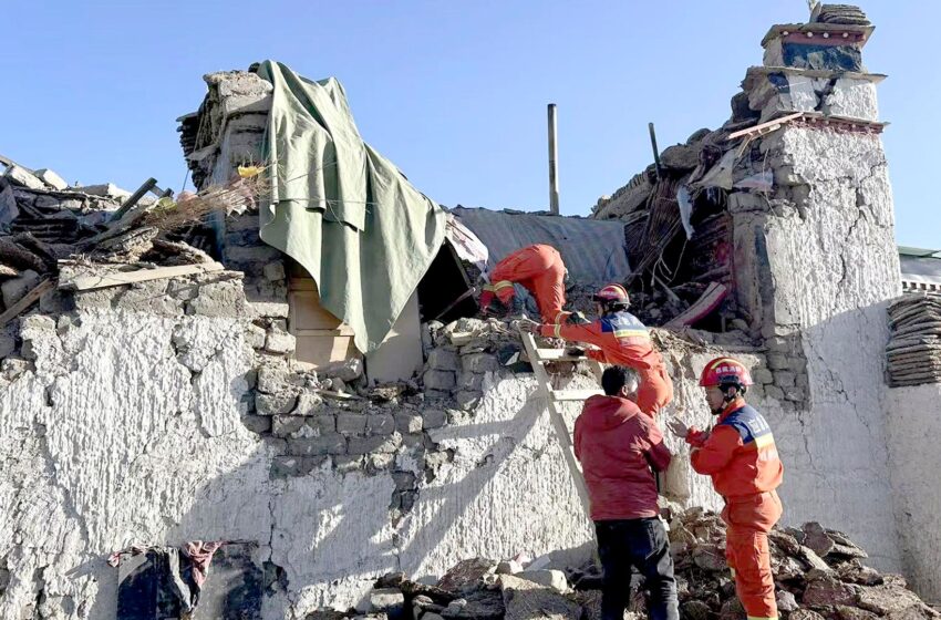 at-least-126-people-killed-after-earthquake-near-holy-city