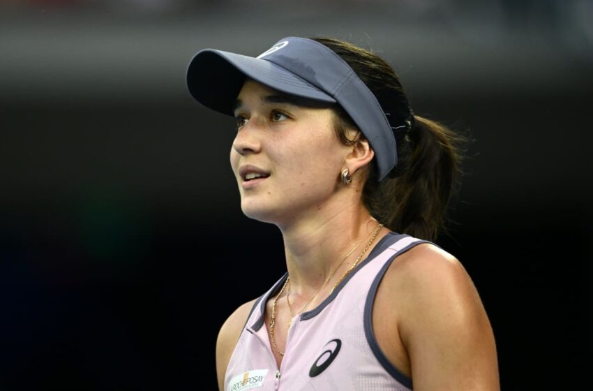 tennis-player-eva-lys-didn’t-originally-qualify-for-the-australian-open-—-but-went-on-to-win-almost-$264,000-anyway