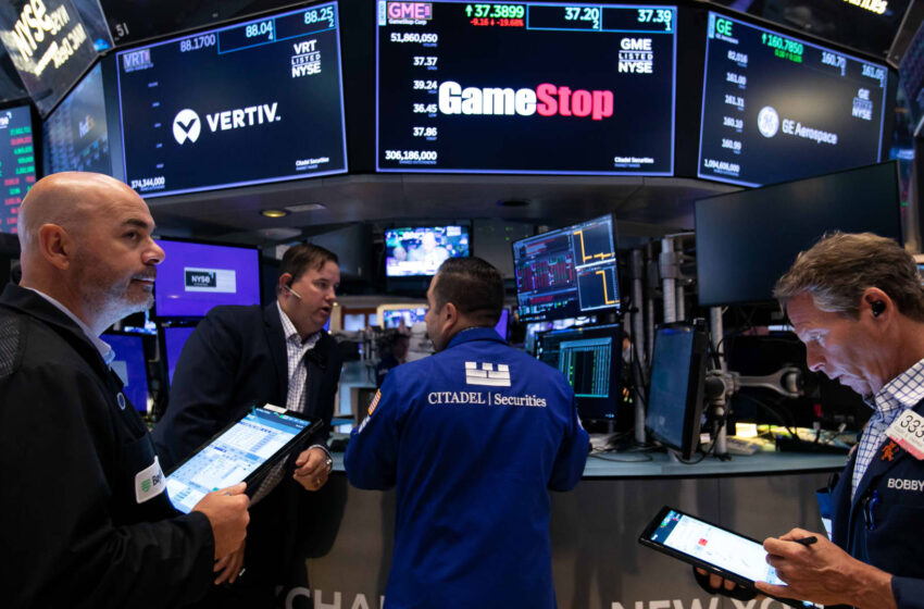 gamestop,-microstrategy-shares-rise-after-ryan-cohen-posts-photo-with-michael-saylor