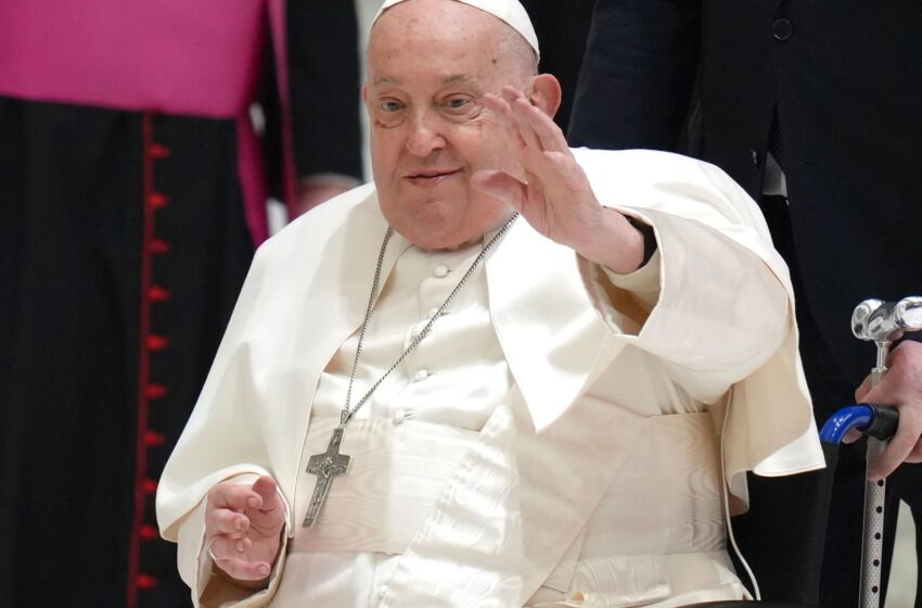 tests-and-x-rays-on-pope-present-‘complex-picture’,-vatican-says