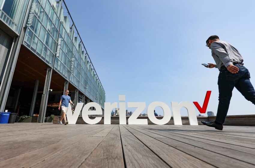  Verizon and AT&T are seeing stock drops. Here’s what’s driving the selloff.